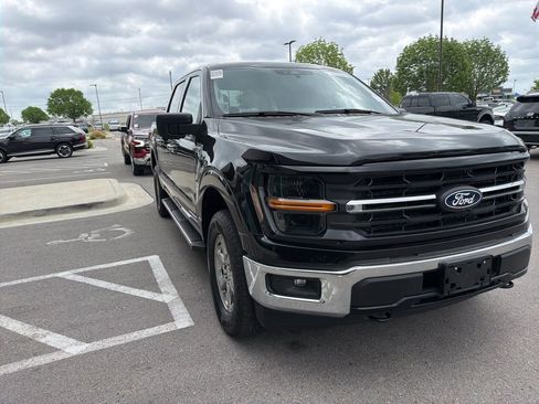 Used 2024 Ford F150 XLT w/ Mobile Office Package image 5