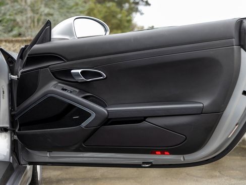 Used 2018 Porsche 718 Cayman S image 42