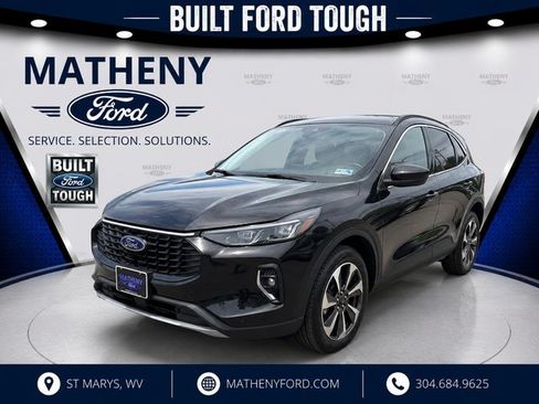 Used 2023 Ford Escape Platinum AWD/4WD image 1