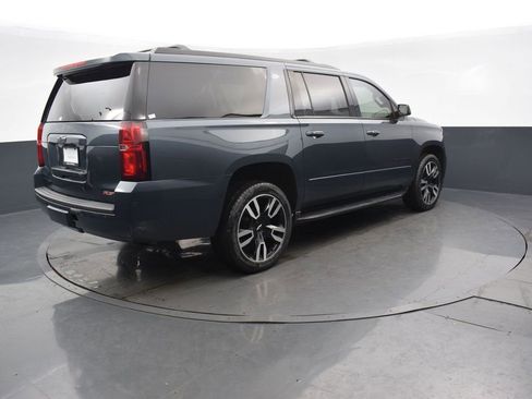 Used 2020 Chevrolet Suburban Premier w/ RST 6.2L Performance Edition image 6