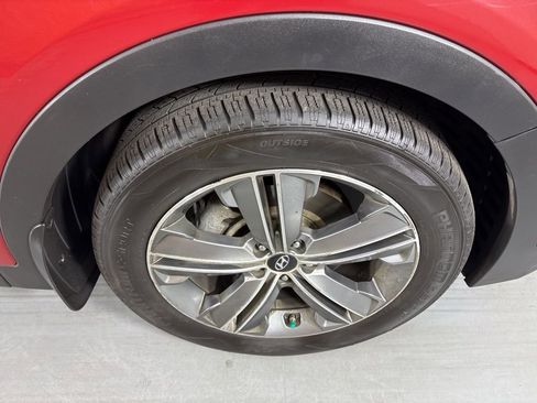 Used 2015 Hyundai Santa Fe GLS w/ Option Group 03 image 11