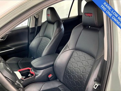 Used 2020 Toyota RAV4 TRD Off-Road image 33