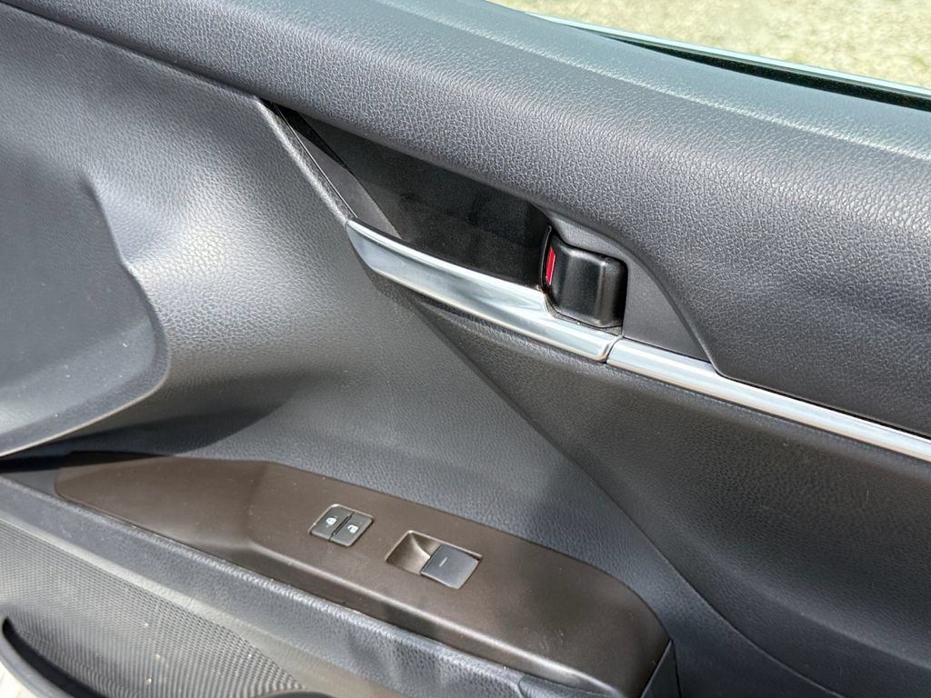 Used 2024 Toyota Camry SE FWD image 41