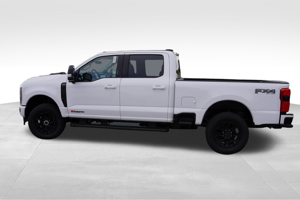 New 2027 Ford F350 Lariat w/ Black Appearance Package AWD/4WD image 6
