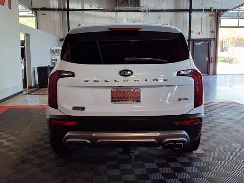 Used 2021 Kia Telluride S FWD image 5