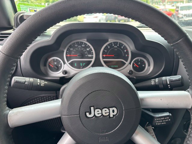 Used 2009 Jeep Wrangler Sahara w/ Dual Top Group AWD/4WD image 14