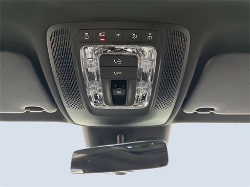 Used 2025 Mercedes-Benz GLA 250 4MATIC image 26