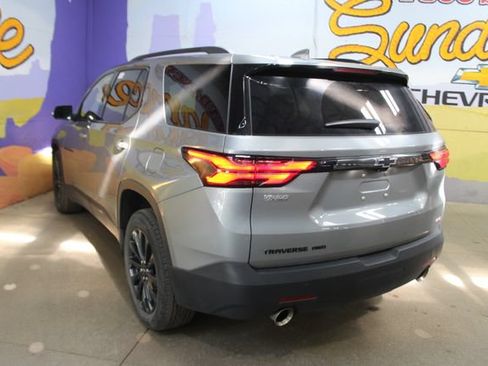 Used 2023 Chevrolet Traverse RS w/ LPO, Floor Liner Package AWD/4WD image 6