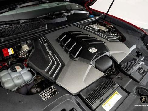 Used 2023 Lamborghini Urus S AWD/4WD image 6