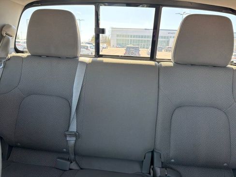 Used 2021 Nissan Frontier SV w/ Midnight Edition Floor Mats image 24