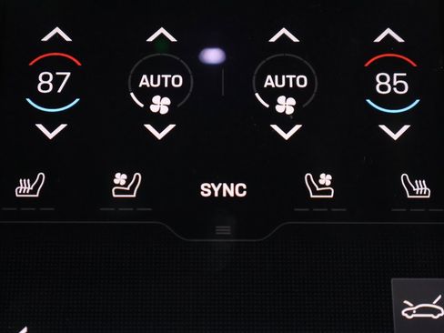 Used 2023 Porsche Taycan image 48