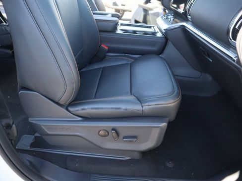 New 2026 Ford Expedition Tremor image 14