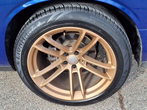 Used 2020 Dodge Challenger SXT w/ Blacktop Package image 8