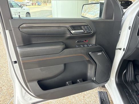Certified 2024 GMC Sierra 1500 AT4 w/ Technology Package image 23