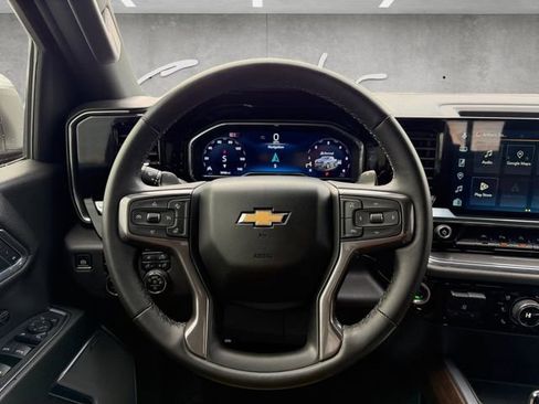 Certified 2024 Chevrolet Silverado 1500 High Country w/ Technology Package image 21