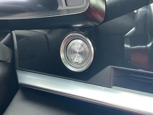 Used 2023 Chevrolet Corvette Stingray w/ Z51 Performance Package image 27