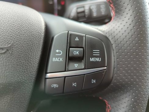 Certified 2025 Ford Escape ST-Line AWD/4WD image 32