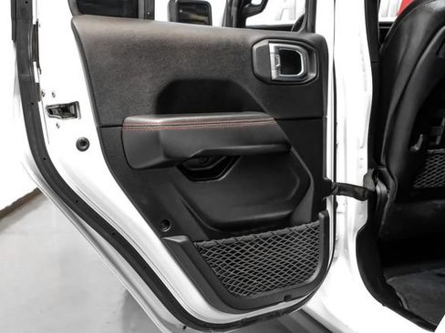 Used 2021 Jeep Wrangler Unlimited Rubicon AWD/4WD image 38