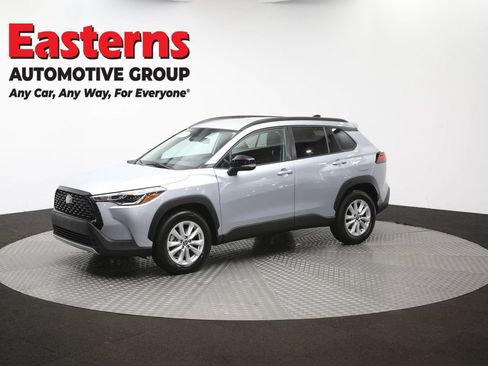 Used 2025 Toyota Corolla Cross LE FWD image 55