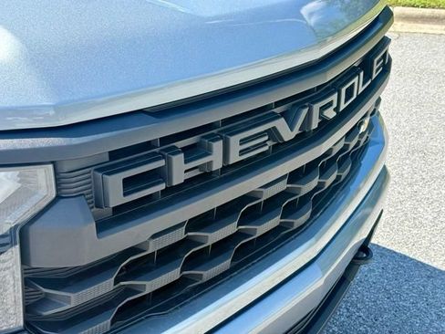 Used 2023 Chevrolet Silverado 1500 Custom AWD/4WD image 13