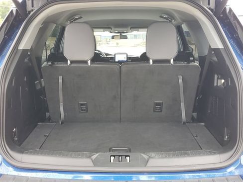 Certified 2023 Ford Explorer XLT w/ Equipment Group 202A AWD/4WD image 8