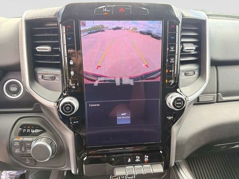 New 2026 RAM 1500 4x4 Crew Cab image 23