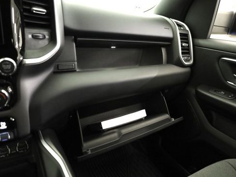 Used 2022 RAM 1500 Big Horn image 24