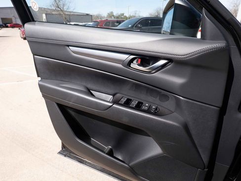 Used 2025 MAZDA CX-5 AWD 2.5 S w/ Preferred Package image 19