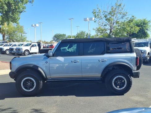 Certified 2024 Ford Bronco Outer Banks w/ Sasquatch Package AWD/4WD image 7