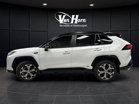 Used 2023 Toyota RAV4 XSE w/ Weather Package AWD/4WD image 4