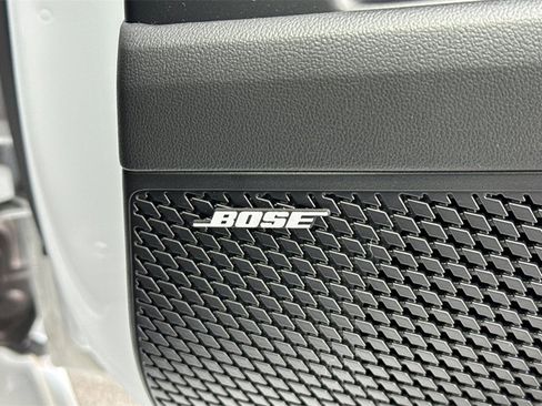 Used 2025 Hyundai Elantra Limited image 20