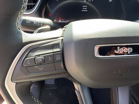 New 2026 Jeep Grand Cherokee Laredo X RWD image 23