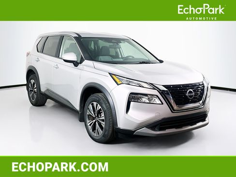 Used 2023 Nissan Rogue SV FWD image 1