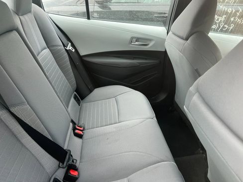 Used 2023 Toyota Corolla SE image 8