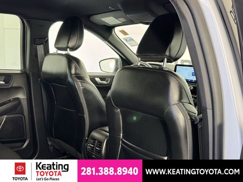 Used 2025 Ford Escape ST-Line FWD image 19