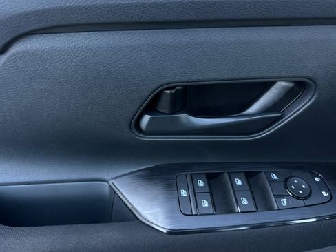 New 2026 Nissan Kicks S image 13