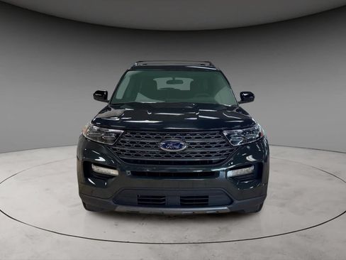 Certified 2023 Ford Explorer XLT w/ Equipment Group 202A AWD/4WD image 2