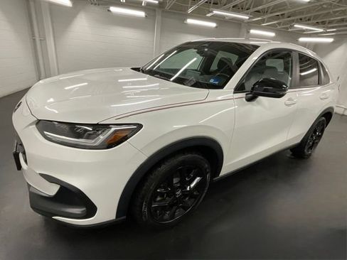 Certified 2023 Honda HR-V Sport image 1