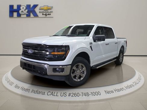 Used 2025 Ford F150 XLT w/ Equipment Group 301A Standard AWD/4WD image 3