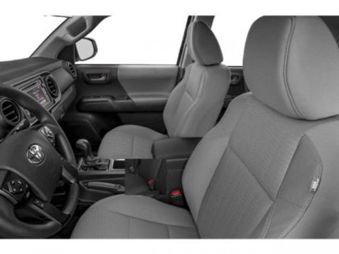 Certified 2019 Toyota Tacoma SR5 image 9