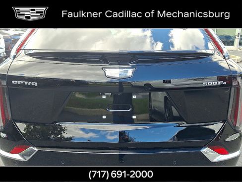 New 2025 Cadillac Optiq Luxury 2 image 13