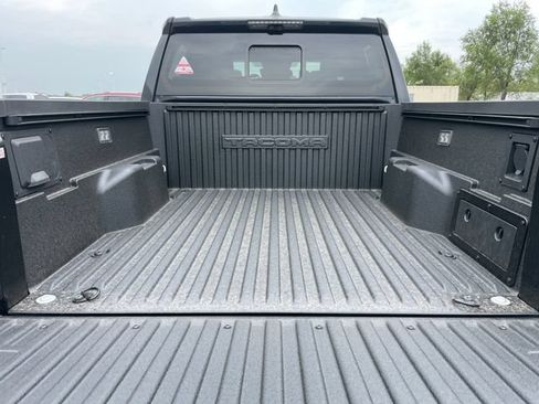 New 2026 Toyota Tacoma Limited AWD/4WD image 33