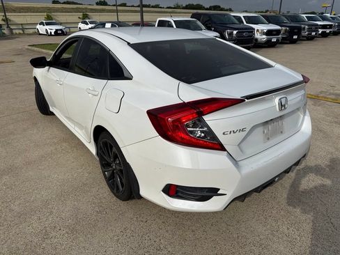 Used 2019 Honda Civic Sport image 8
