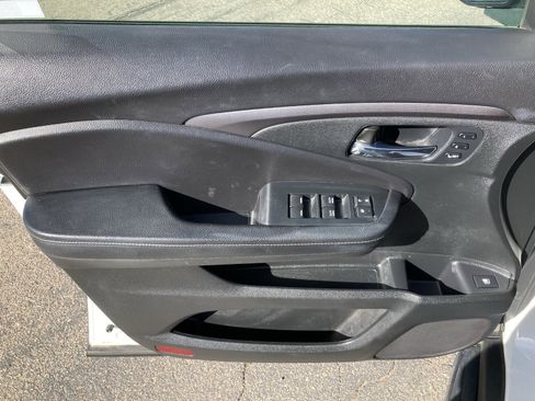 Certified 2023 Honda Ridgeline RTL image 12