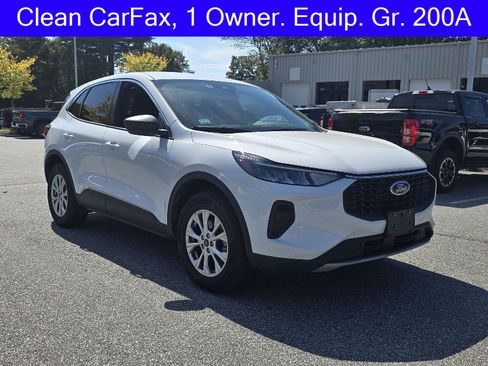 Used 2024 Ford Escape Active AWD/4WD image 1