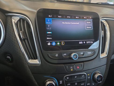 Used 2020 Chevrolet Malibu LT image 10