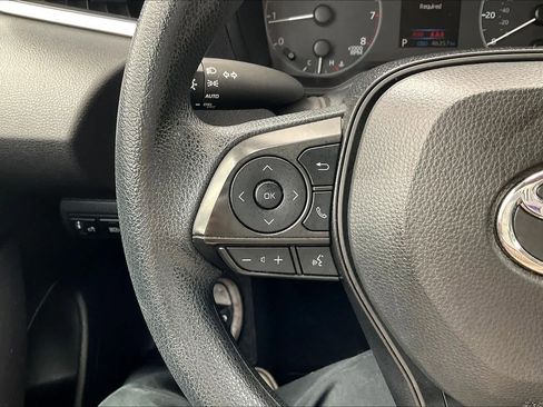 Used 2024 Toyota Corolla LE image 23