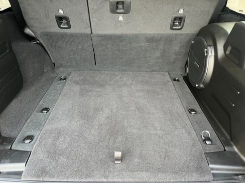 Used 2023 Jeep Wrangler Unlimited Rubicon w/ Cold Weather Group image 26