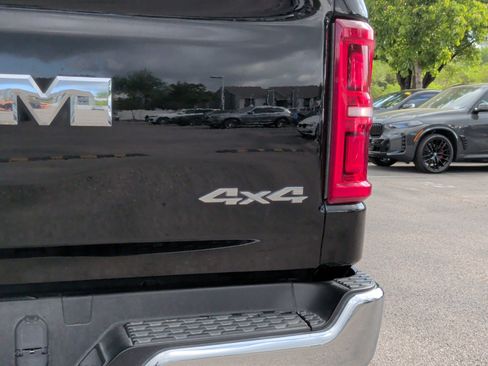 Used 2025 RAM 1500 Limited image 12