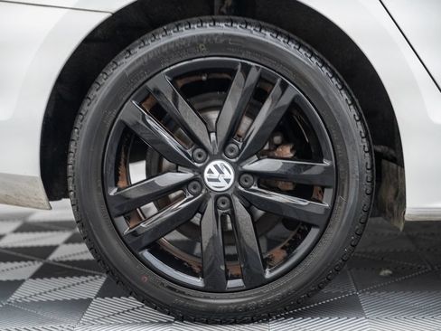 Used 2018 Volkswagen Jetta Sport FWD image 18